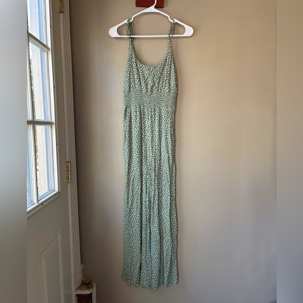 American Eagle Outfitters Green Floral Tie Sleeve Jumpsuit S